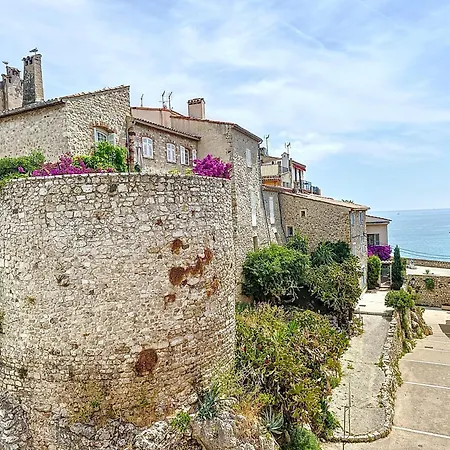 App'art Vieil * Антиб